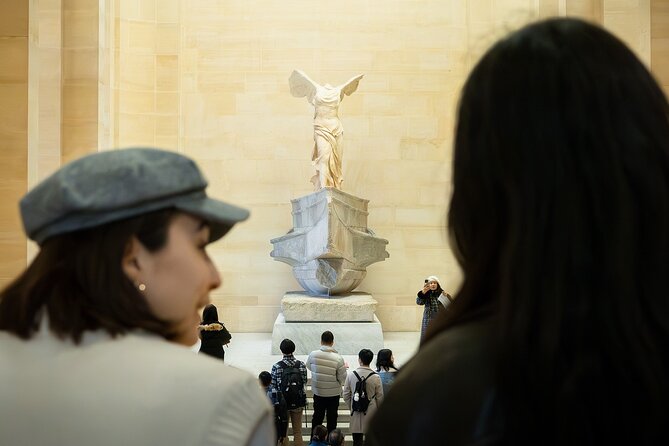 Paris: Best of Louvre Guided Tour With Pre-booked Tickets - Winged Victory of Samothrace: Why It Hits in Person