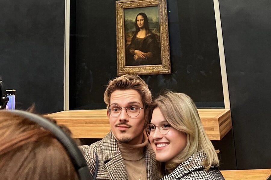 Paris: Best of the Louvre Museum Private Tour with Mona Lisa - The chronological Louvre route: from foundations to palace halls