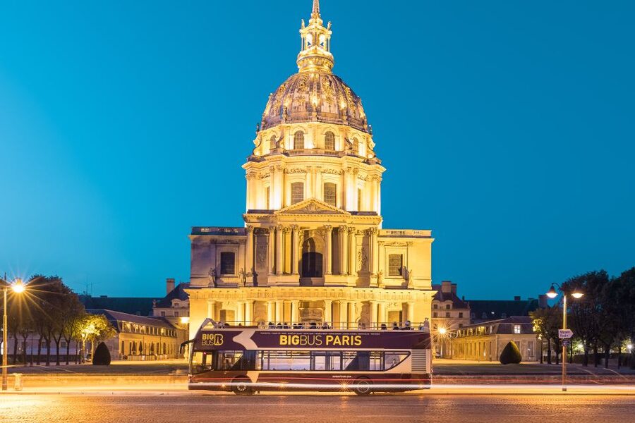 Paris: Big Bus Hop-on Hop-off Tour & Panoramic Night Tour - Using the map and app like a local (simple strategy)