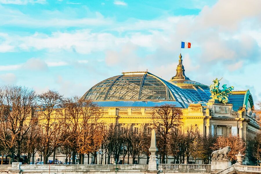 Paris: Big Bus Hop-On Hop-Off Tour with Optional Cruise - Grand Palais, Iéna, and Champs de Mars: the photo-angle zone