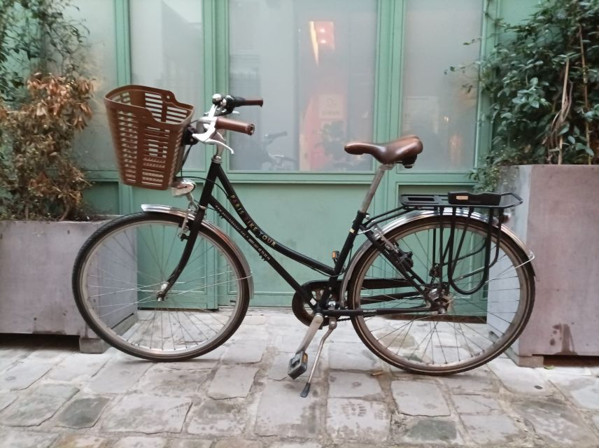 Paris: Bike rental in Le Marais (City Center) - What Can Go Wrong (and How to Protect Your Day)