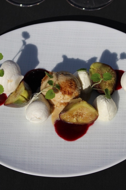 Paris: Bustronome Gourmet Lunch Tour - Why a glass-roofed bus lunch works so well in Paris