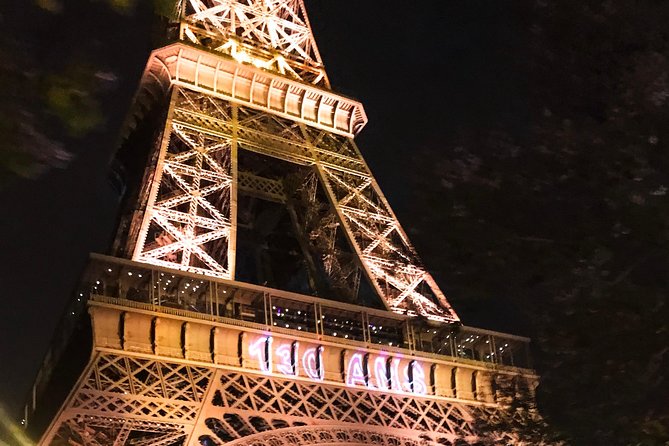 Paris By Night: 3-Hour Guided Bike Tour - The First 10 Minutes: safety briefing and how the ride feels