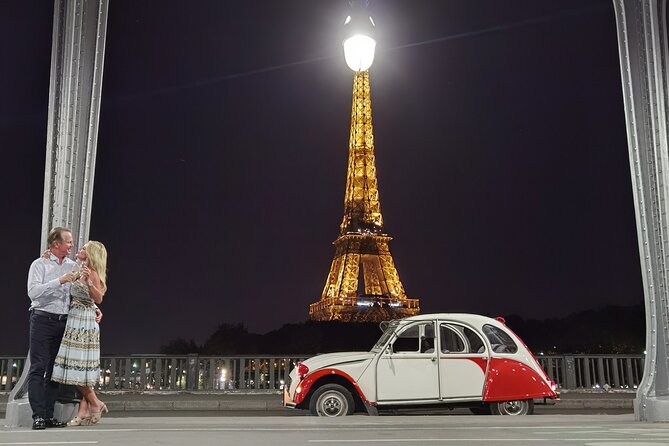 Paris by Night - Notre-Dame by night: short stop, strong atmosphere, free entry