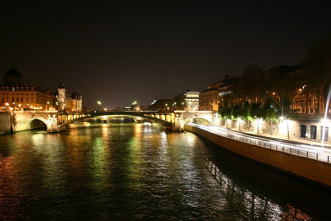 Paris by Night Tootbus Tour - Louvre, Place Vendôme, and Place de la Concorde: the classic postcard run