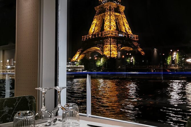 Paris Capitaine Fracasse 3 Course Seine River Dinner Cruise - Service, Atmosphere, and the Optional Photo Factor
