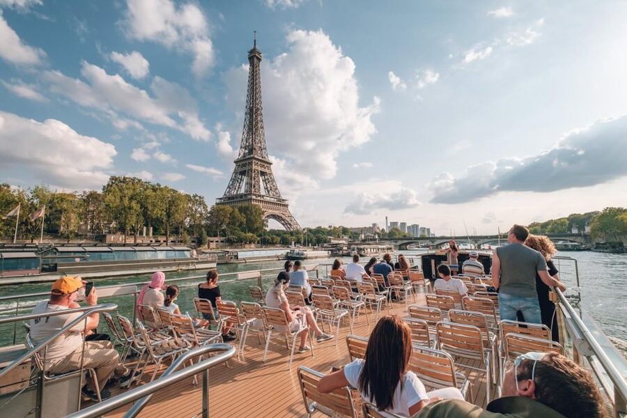 Paris: Catacombs Entry & Seine River Cruise with Audio Guide - Key takeaways before you go