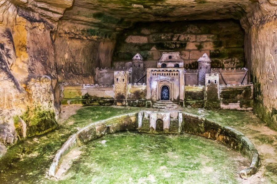 Paris: Catacombs Restricted Access Tour - Key reasons this tour works