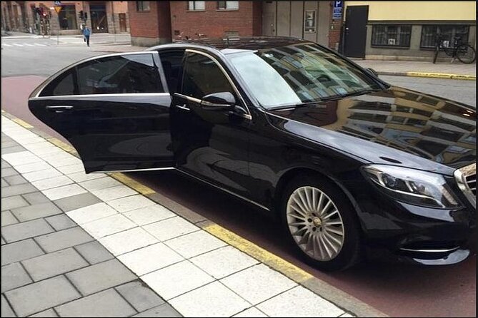 Paris CDG Airport Private Transfer to Paris City Center|Hotels - Getting the pickup details right: voucher, timing, and meeting point