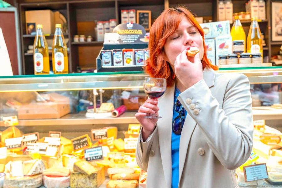 Paris: Champagne and Oysters Food Tour - Key Things That Make This Tour Worth It