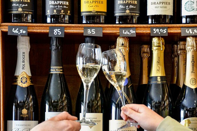 Paris Champagne & Food Tour with Tastings in Saint-Germain - Small group size and Raphael’s style: why it feels personal
