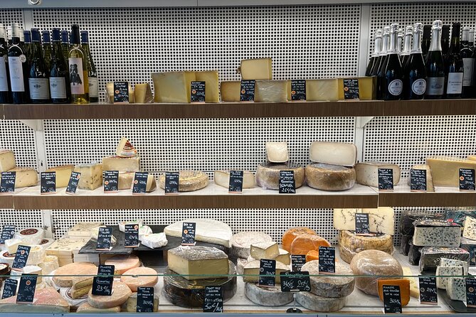 Paris Champagne & Food Tour with Tastings in Saint-Germain - The 3-hour Saint-Germain walking portion: shopping as sightseeing