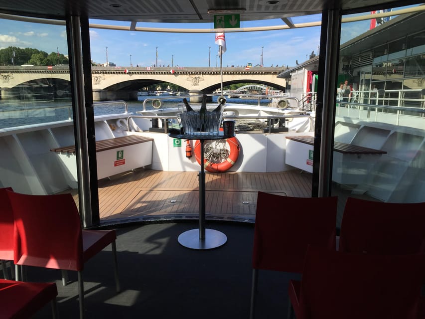 Paris: Champagne Tasting Cruise Departure from Eiffel Tower - Is $93 worth it? Value for a one-hour Champagne night