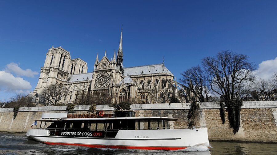 Paris: Champagne Tasting Cruise Departure from Eiffel Tower - What you’ll get onboard: private front salon and deck views
