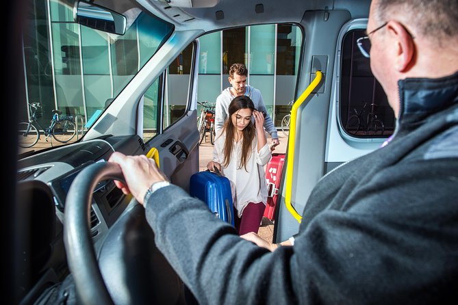 Paris Charles de Gaulle Airport Round Trip Transfer to/from Paris - Communication and Language: The Main Risk Factor
