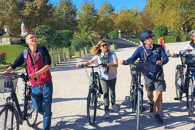 Paris: Charming Nooks and Crannies Bike Tour - Bastille Square and the Seine-side unwind (yes, you’ll get a drink stop)