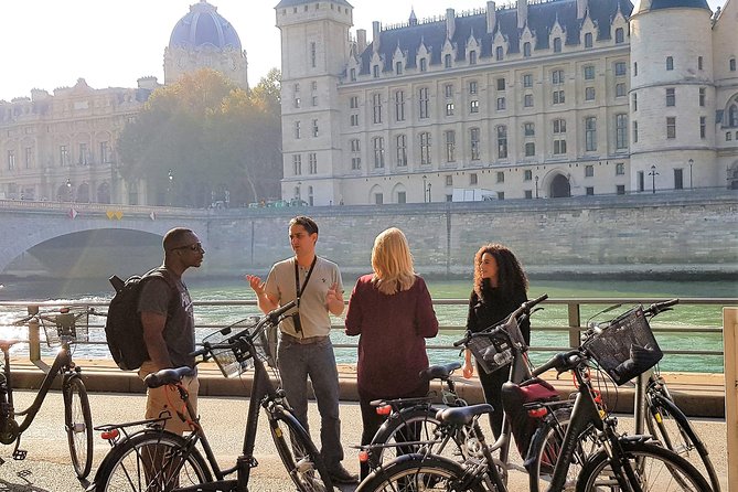 Paris: Charming Nooks and Crannies Bike Tour - Left Bank highlights: Saint-Germain des Prés and everyday Paris cafés