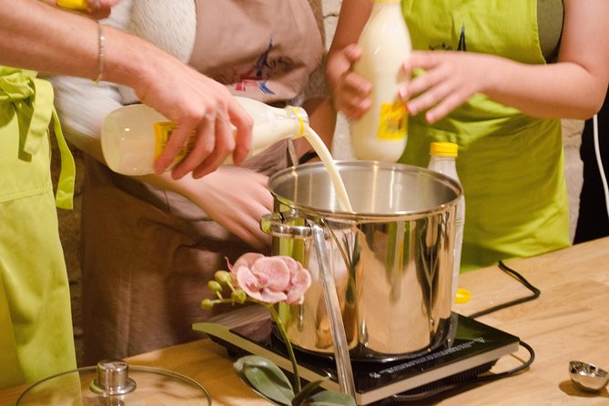 Paris Cheesemaking Workshop including Wine and Cheese Tasting with an Expert - The Tasting Finale: Wine Pairing and Your Own Results
