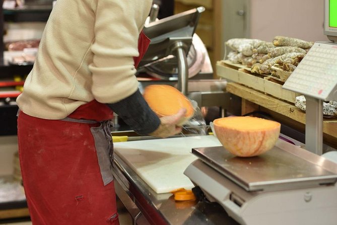 Paris Cheesemaking Workshop including Wine and Cheese Tasting with an Expert - Who Should Book This Cheesemaking Workshop in Paris