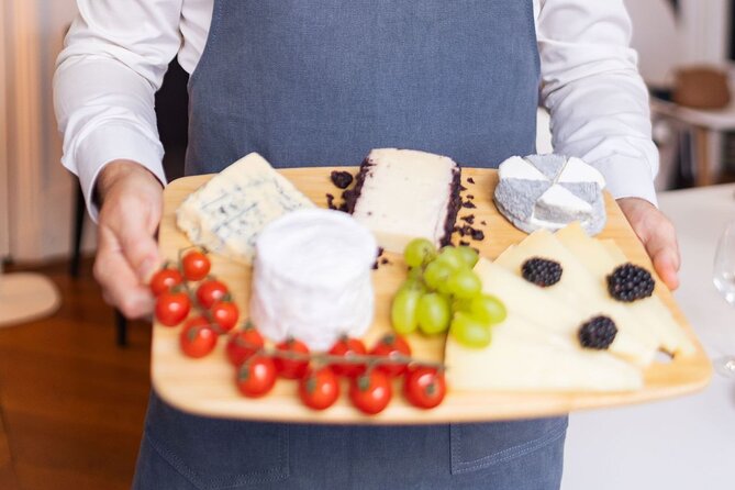 Paris Cheeses and Wines Tour de France with Tasty Games - The France Food Map Lesson: Where the Tastes Fit