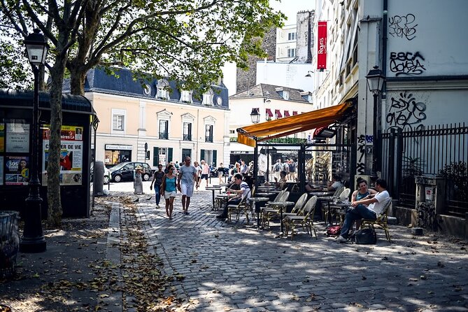 Paris Chocolate, Macaron & Pastry Food Tour: 10 Gourmet Tastings - Small Group, Real Pacing: Max 15 People