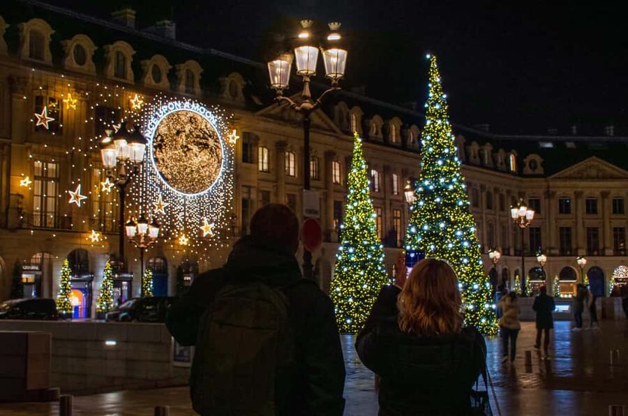 Paris Christmas Lights Walking Tour with Local Guide - Key Things I’d Book This For