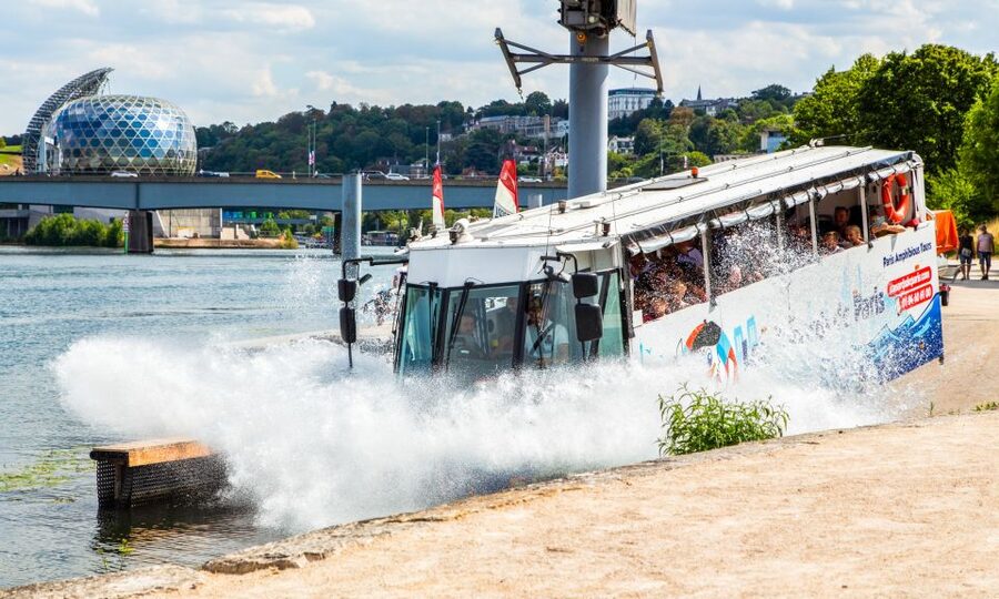 Paris: City and River Seine Tour on an Amphibious Bus - Value for $46: When This Is the Smart Buy