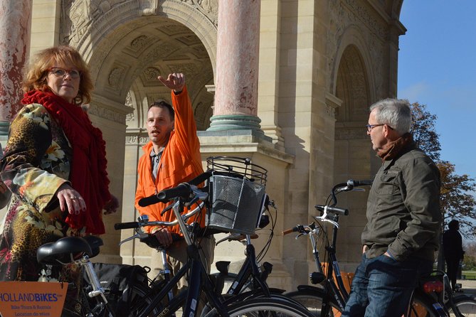 Paris: City Bike Tour on a Dutch Bike - Place Vendôme: Luxury Square, Napoleonic Column, and Quick Photo Time