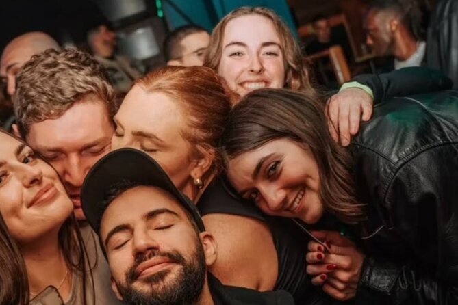 Paris: City Center Guided Pub Crawl with Shots & Club Entry - Why Châtelet Works So Well for a 90-Minute to 4-Hour Night Out