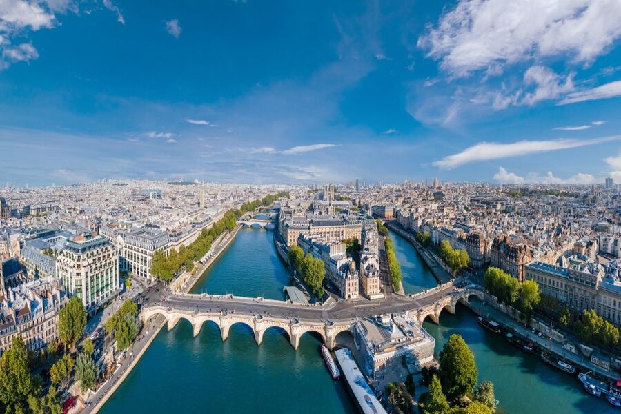 Paris City Center Self-Guided Walking Tour - Le Marais: Trendy Streets With Real Architecture
