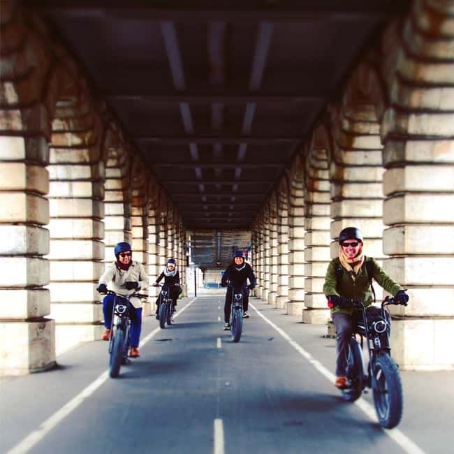 Paris: City Highlights Private Electric Bike Tour - Place des Vosges: easing into Paris by bike