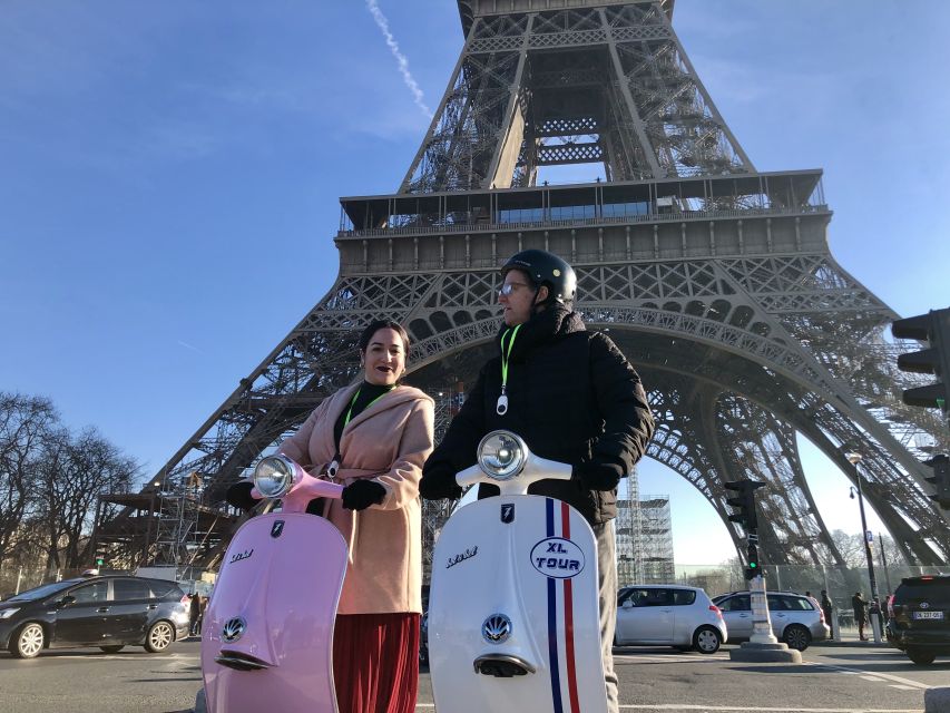 Paris: City Highlights Segway Tour - Getting Comfortable Fast: Safety Briefing, Gloves, Helmet, and a Test Drive