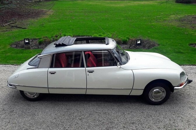Paris City Tour 2h00 Citroën DS Vintage with Open Roof - Why this vintage open-roof DS works so well in Paris