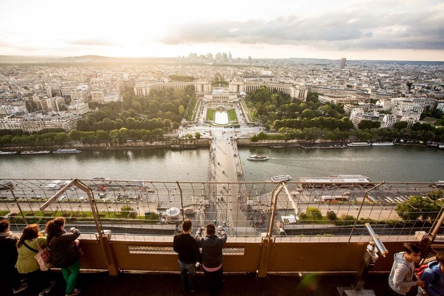 Paris: City Tour by Bus with Eiffel Tower & Optional Summit - Getting the logistics right: voucher exchange, meeting point, and timing
