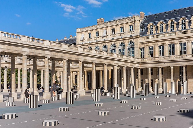 Paris City Tour by Coach with Sightseeing Seine River Cruise - Eiffel Tower Photo Stop and Iéna Square: Make the Light Work for You