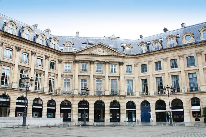 Paris City Tour by Coach with Sightseeing Seine River Cruise - Switching to the Seine: Boarding at the Eiffel Tower and What You’ll Actually See