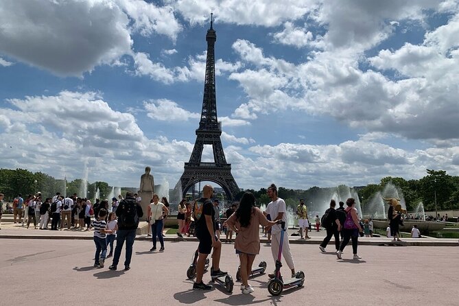 Paris City Tour by E-Scooter with Fun Guide (Small groups) - How e-scooters give you a fast Paris orientation