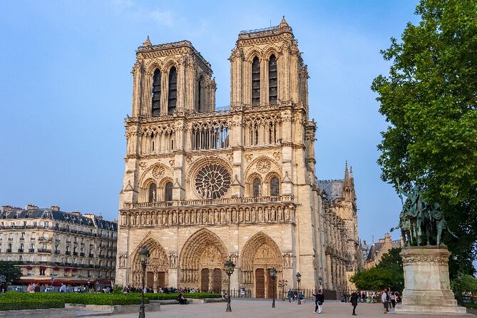 Paris City Tour Full Day Sightseeing - Montmartre at the end of the day: funicular up, free to roam