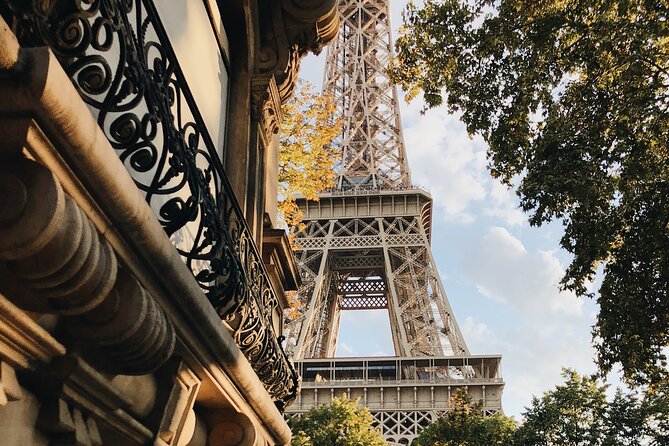 Paris City tour & Transfer CDG - Arc de Triomphe: where Paris feels big