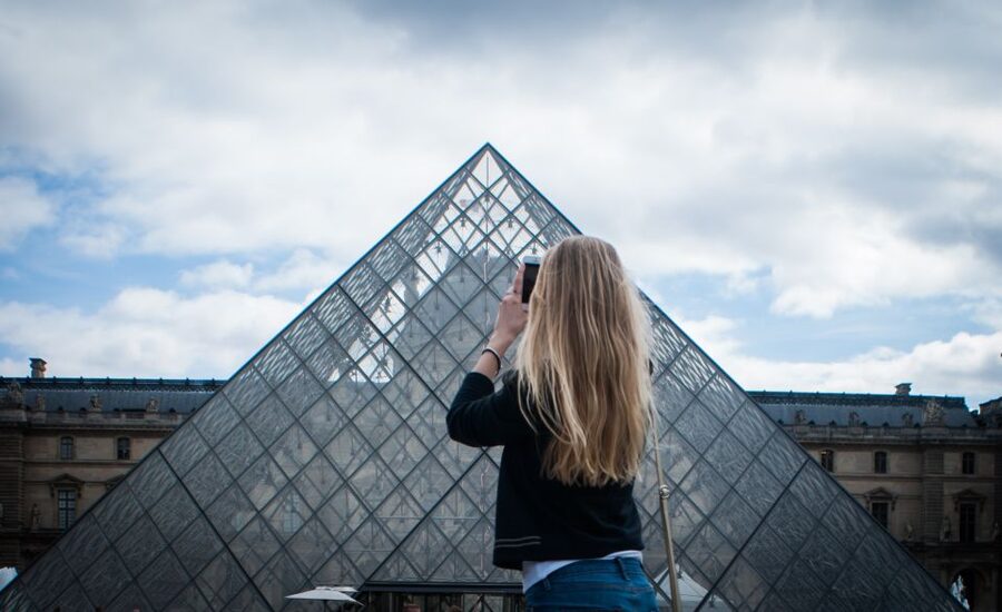 Paris: City Tour with Louvre Tickets & Cider with a Crepe - The Louvre Museum With Direct Entry and an Audio Guide