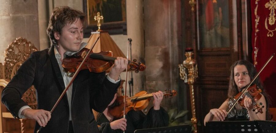 Paris: Classical Music Concert in Saint-Julien-le-Pauvre - Should you book Saint-Julien-le-Pauvre classical music? My take