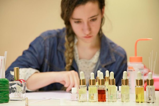 Paris Create your Own Perfume Workshop with a Perfumer - Paris perfume workshop basics: what makes it feel personal