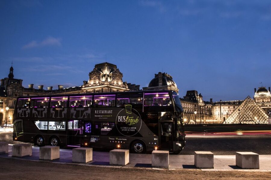Paris: Cultural Night Bus Tour with Dinner On Board - How the Tablet Guide Keeps You Oriented in the Dark