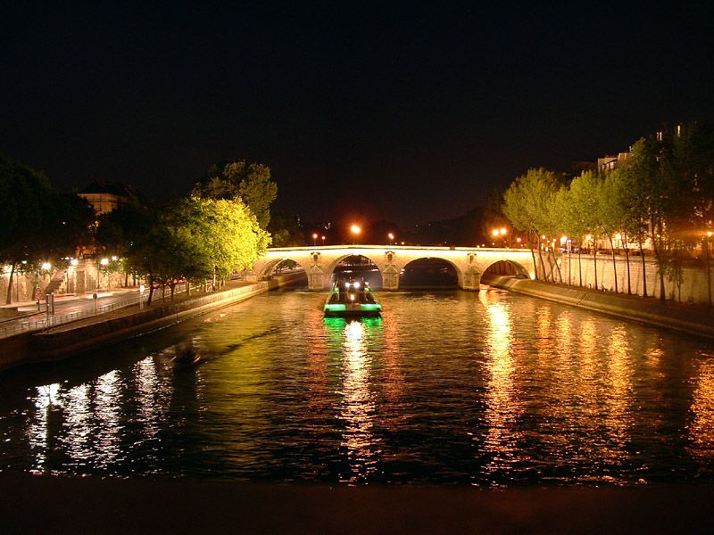 Paris: Dinner Cruise on the Seine and Eiffel Tower 2nd floor - What You’re Really Buying: Seine Dinner + Eiffel Tower 2nd Floor