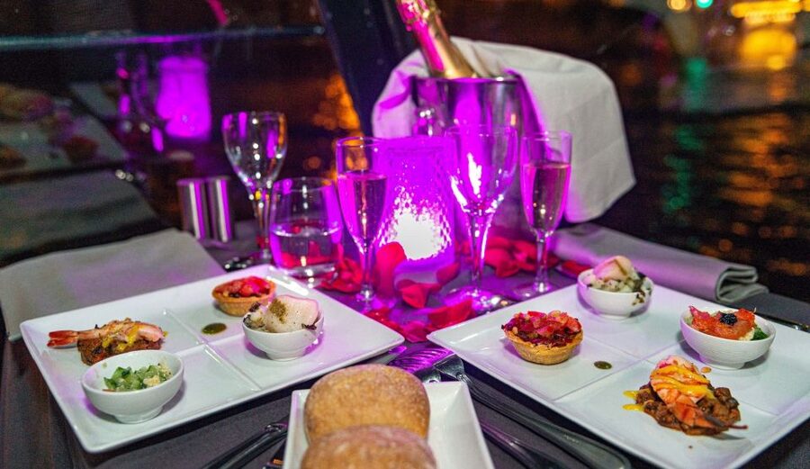 Paris: Dinner Cruise on the Seine and Eiffel Tower 2nd floor - Small Things That Matter: What to Do Before You Board