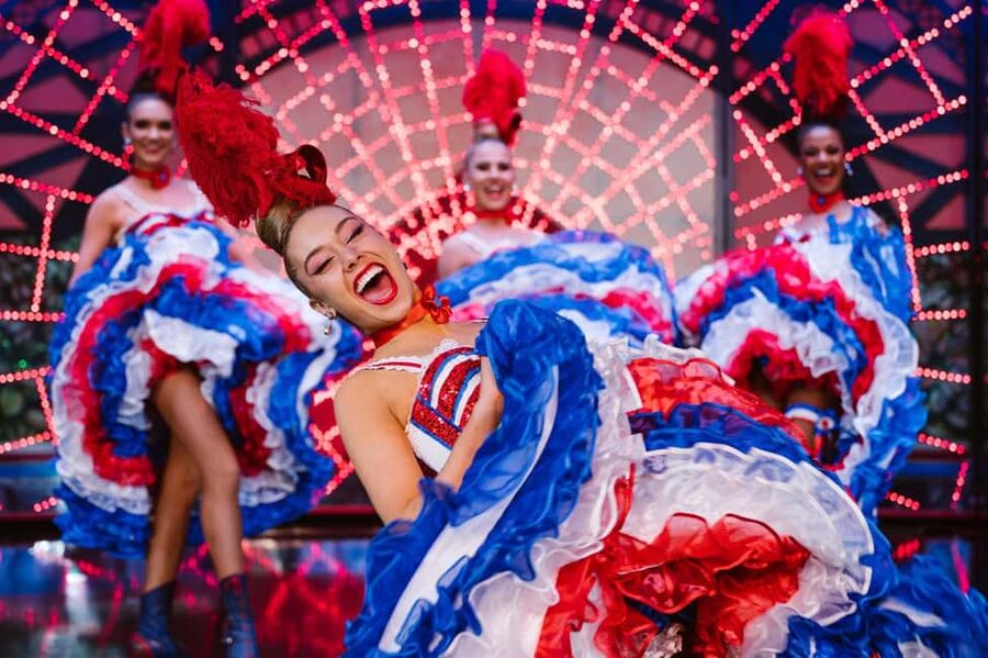 Paris: Dinner Show at the Moulin Rouge - Inside Féerie: the scale (and why it works)
