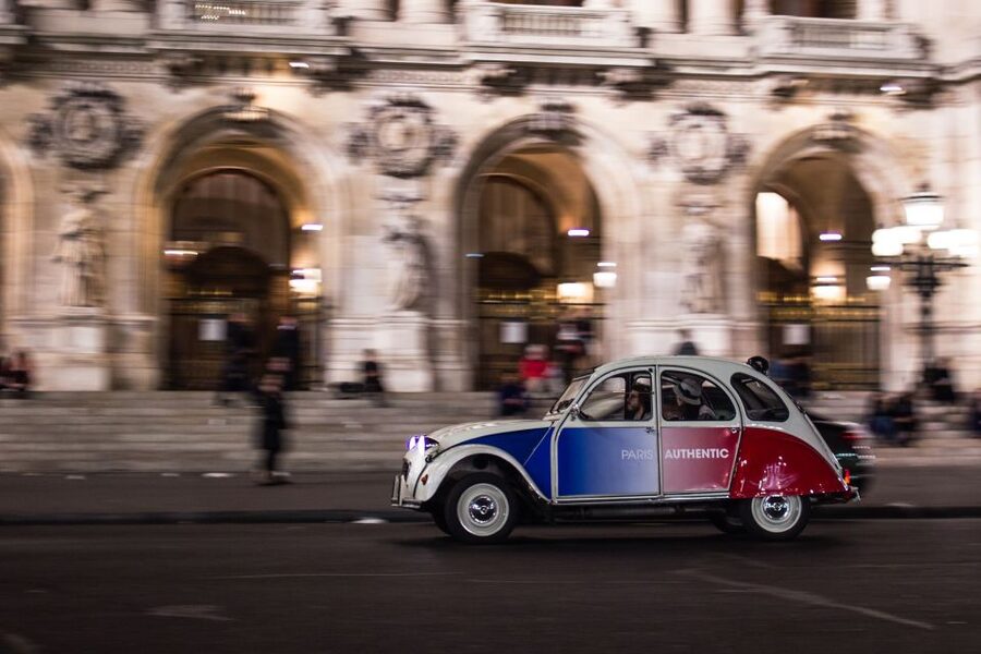Paris: Discover Paris by Night in a Vintage Car with a Local - The monuments you pass: Louvre, Notre-Dame, Île de la Cité, Opéra Garnier, and more