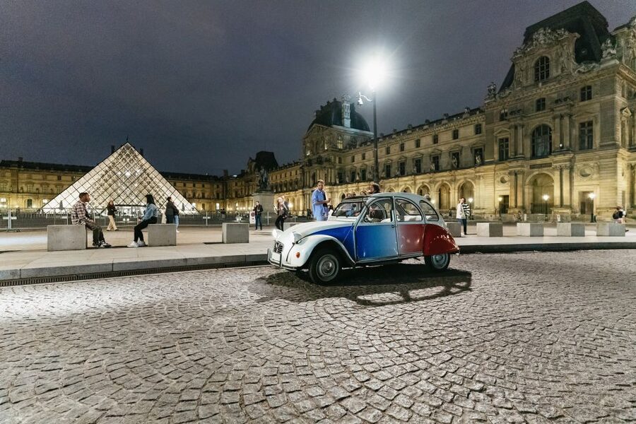 Paris: Discover Paris by Night in a Vintage Car with a Local - Price and value: what $81 buys you in a private Citroen 2CV night drive