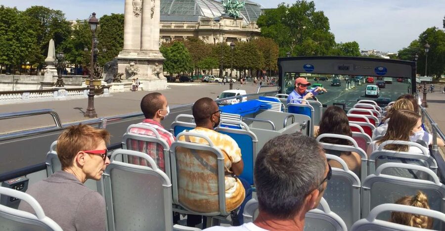 Paris: Discovery Hop-On Hop-Off and Paris by Night Tour - Stop-by-stop guide: Opera to the Eiffel Tower and back through the classics