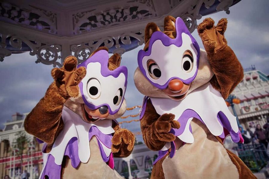 Paris: Disneyland Paris Ticket with Transfer - What to pack: simple rules that prevent day-of headaches